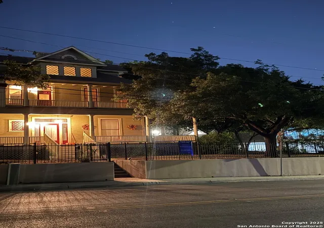 33rd image of 305 W Ashby Pl, San Antonio, TX 78212 | MLS# 1958972