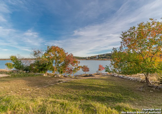 Photo 3 of Sale Pending at 119 Cedar Tree Ln, Canyon Lake, TX 78133 | MLS# 1959000 | Listing updated on 2026-08-03