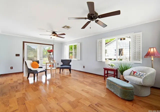 Photo 3 of Single family home for sale at 158 Travis St, Kerrville, TX 78028 | MLS# 1959028 | Listing updated on 2026-04-20