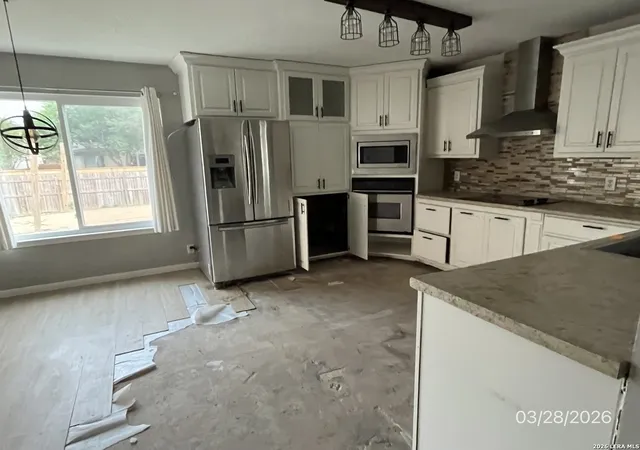 Photo 2 of Sale Pending at 3991 Trinity Trl, New Braunfels, TX 78132 | MLS# 1959035 | Listing updated on 2026-08-17