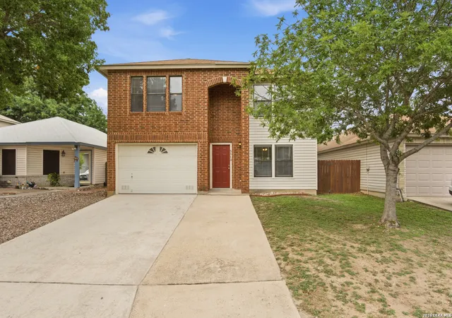 Photo 3 of Sale Pending at 5510 Camry Spgs, San Antonio, TX 78251 | MLS# 1959044 | Listing updated on 2026-04-26