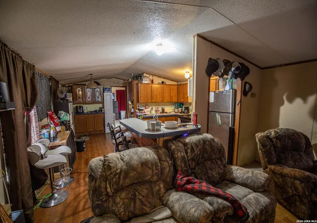 5th image of 515 Elm St, Jourdanton, TX 78026 | MLS# 1959052