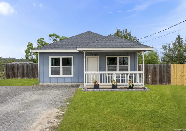 Photo 2 of Single family home for sale at 585 Cimarron, Spring Branch, TX 78070 | MLS# 1959081 | Listing updated on 2026-04-28