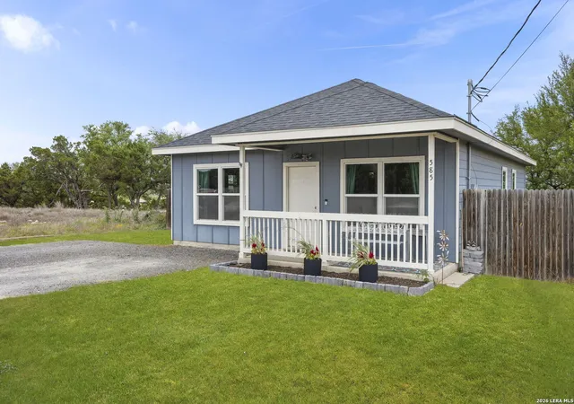 Photo 3 of Single family home for sale at 585 Cimarron, Spring Branch, TX 78070 | MLS# 1959081 | Listing updated on 2026-04-28