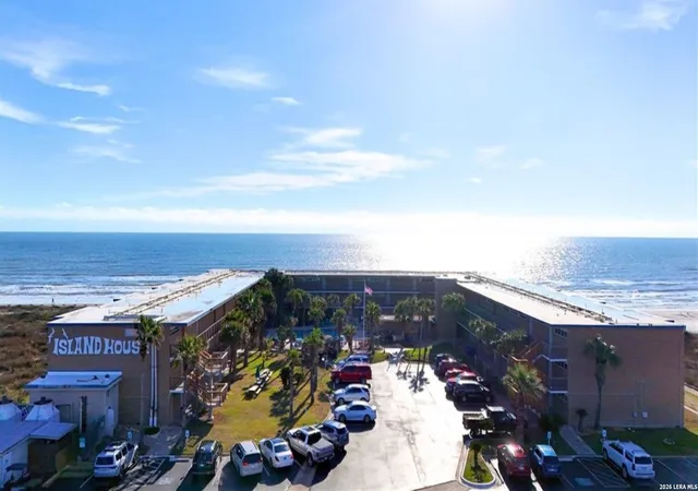24th image of 15340 Leeward Dr #203, Corpus Christi, TX 78418 | MLS# 1959082
