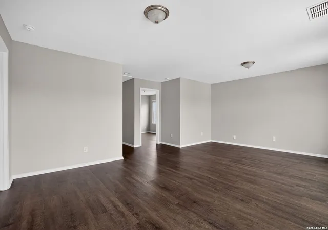 2nd image of 241 Savage St, New Braunfels, TX 78130 | MLS# 1959091