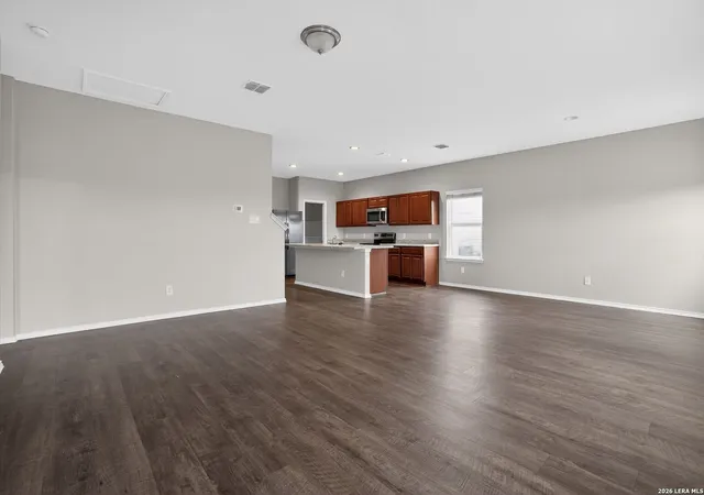 4th image of 241 Savage St, New Braunfels, TX 78130 | MLS# 1959091
