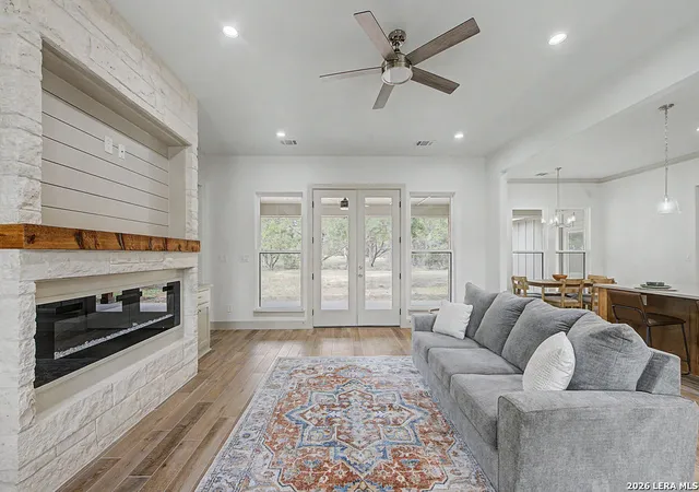5th image of 39 Summertime Cir, Wimberley, TX 78676 | MLS# 1959110