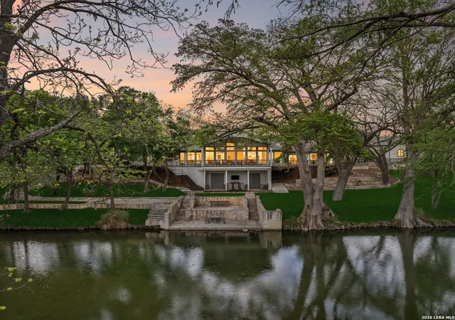 Photo 1 of Single family home for sale at 880 Center Point River Rd, Kerrville, TX 78028 | MLS# 1959121 | Listing updated on 2026-04-28