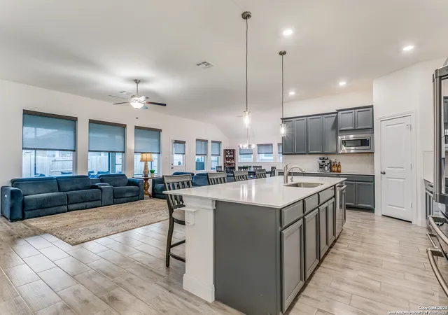 2nd image of 355 Borchers Blvd, New Braunfels, TX 78132 | MLS# 1959180