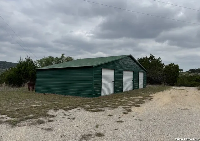 Photo 3 of House for sale at 108 Saddle Wood Trl, Comfort, TX 78013 | MLS# 1959184 | Listing updated on 2026-04-28