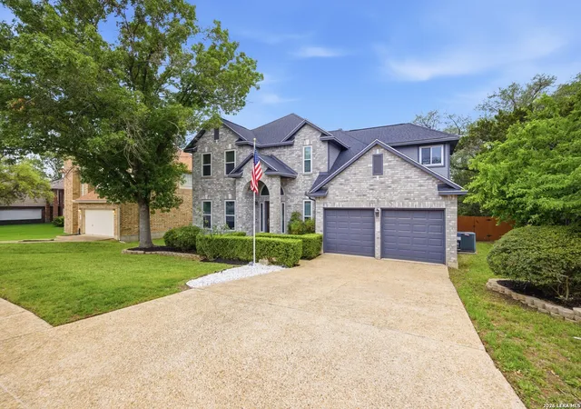 3rd image of 18143 Summer Knoll Dr, San Antonio, TX 78258 | MLS# 1959228