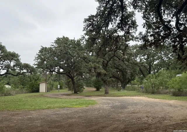Photo 3 of Single family home for sale at 6197 Ranch Road 1120, Leakey, TX 78873 | MLS# 1959249 | Listing updated on 2026-07-19