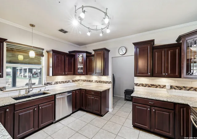 Photo 4 of Sale Pending at 9942 Hunters Pond, San Antonio, TX 78224 | MLS# 1959252 | Listing updated on 2026-05-05