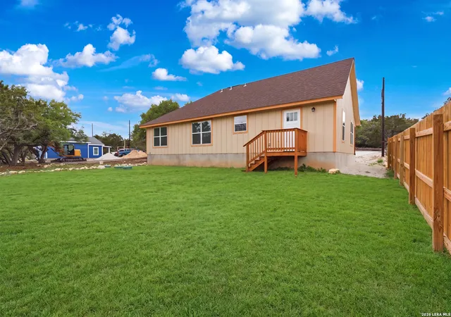 Photo 2 of Single family home for sale at 1544 Rimrock Cove, Spring Branch, TX 78070 | MLS# 1959255 | Listing updated on 2026-09-17