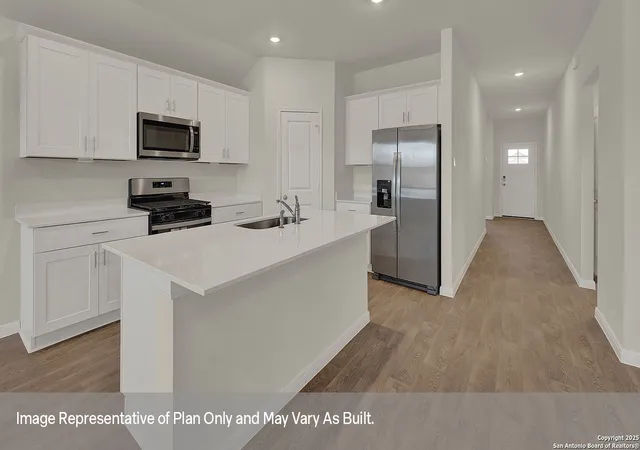 3rd image of 300 Yellowstone Dr, Kyle, TX 78640 | MLS# 1959314