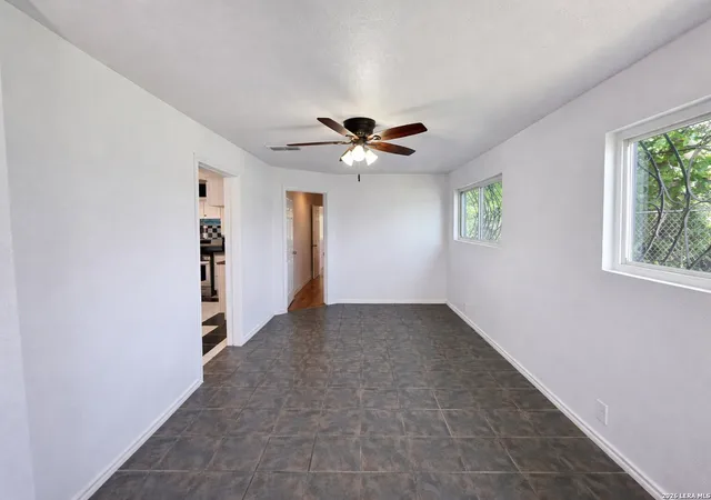 3rd image of 1060 Gardner, Austin, TX 78721 | MLS# 1959321