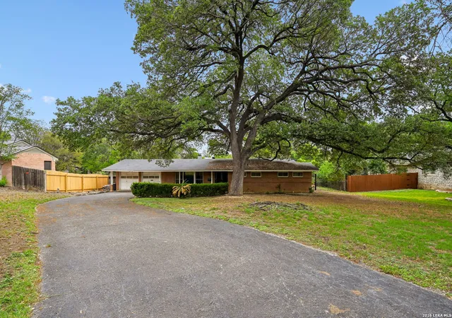2nd image of 7906 Robin Rest Dr, San Antonio, TX 78209 | MLS# 1959357
