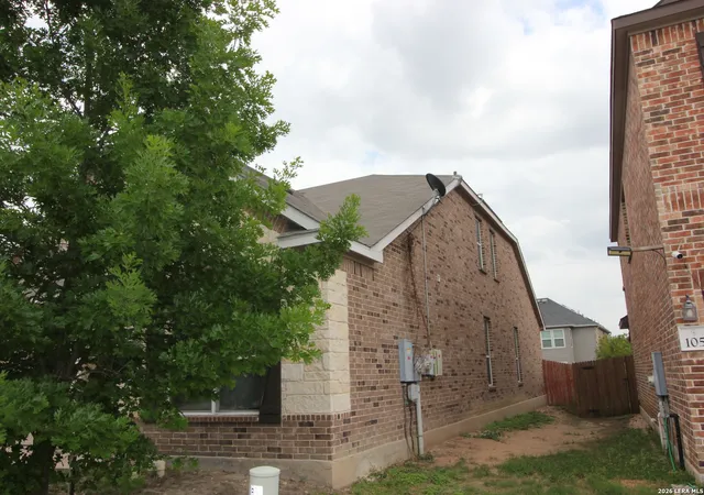 2nd image of 109 Anchor Blf, Universal City, TX 78148 | MLS# 1959391
