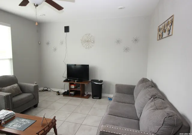 3rd image of 109 Anchor Blf, Universal City, TX 78148 | MLS# 1959391