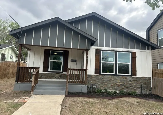 Photo 2 of Single family home for sale at 204 Vine St, San Antonio, TX 78210 | MLS# 1959404 | Listing updated on 2026-09-14