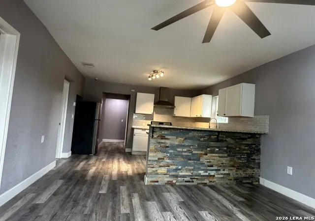 Photo 3 of Single family home for sale at 204 Vine St, San Antonio, TX 78210 | MLS# 1959404 | Listing updated on 2026-09-14