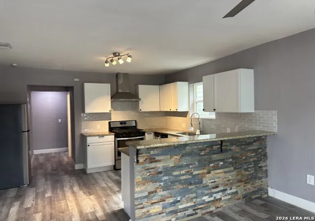 Photo 4 of Single family home for sale at 204 Vine St, San Antonio, TX 78210 | MLS# 1959404 | Listing updated on 2026-09-14