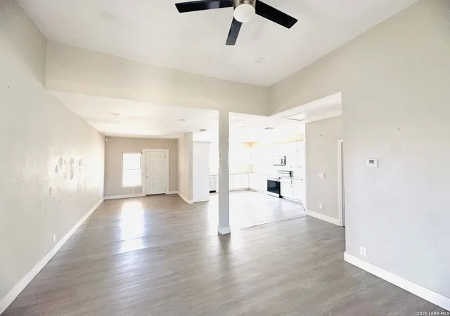 Photo 3 of Sale Pending at 614 Cumberland Rd, San Antonio, TX 78204 | MLS# 1959502 | Listing updated on 2026-09-08
