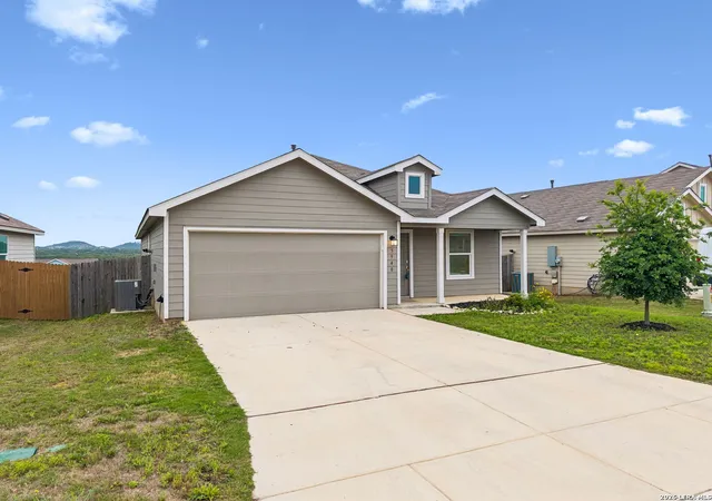 3rd image of 5940 Sunset Song Ln, Bulverde, TX 78163 | MLS# 1959589