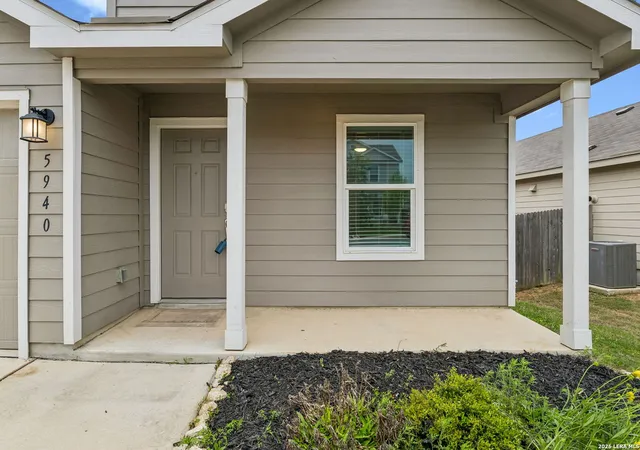 4th image of 5940 Sunset Song Ln, Bulverde, TX 78163 | MLS# 1959589