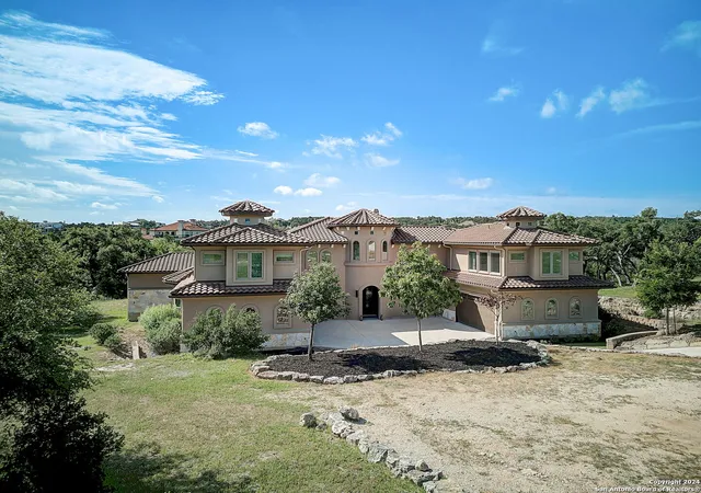 2nd image of 206 Dry Bear Creek, New Braunfels, TX 78132 | MLS# 1959599