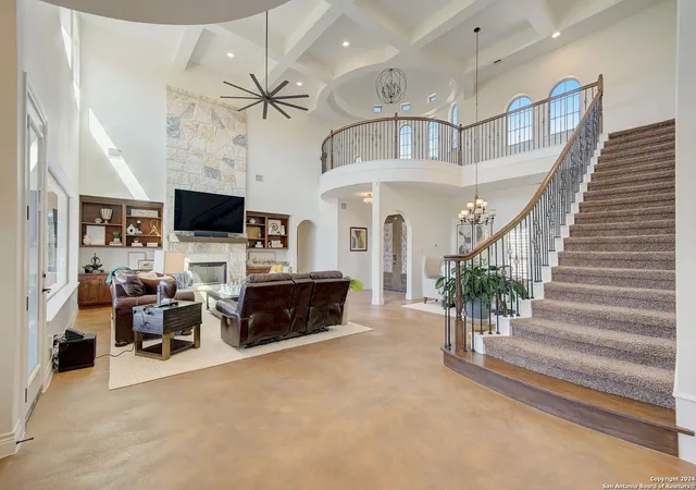 Photo 4 of Single family home for sale at 206 Dry Bear Creek, New Braunfels, TX 78132 | MLS# 1959599 | Listing updated on 2026-04-20