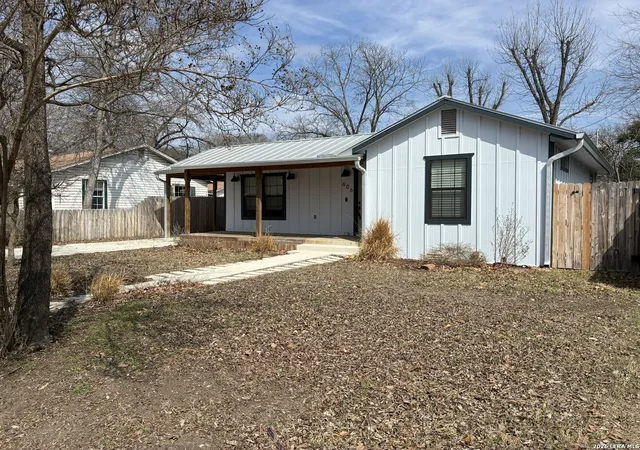 Photo 3 of Single family home for sale at 606 Harper, Kerrville, TX 78028 | MLS# 1959622 | Listing updated on 2026-05-26