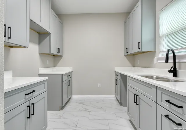 5th image of 5507 Pageland Dr, San Antonio, TX 78219 | MLS# 1959625