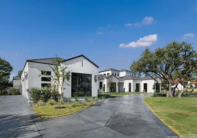 3rd image of 116 Whittingham Rd, Shavano Park, TX 78231 | MLS# 1959661