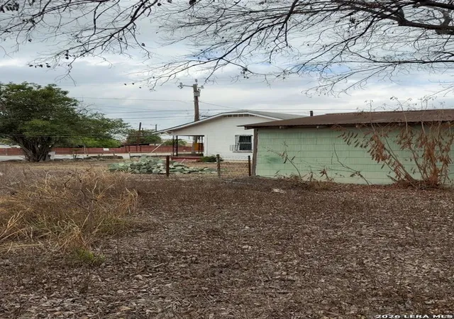 Photo 4 of Land for sale at 1718 N Walters, San Antonio, TX 78208 | MLS# 1959667 | Listing updated on 2026-09-07