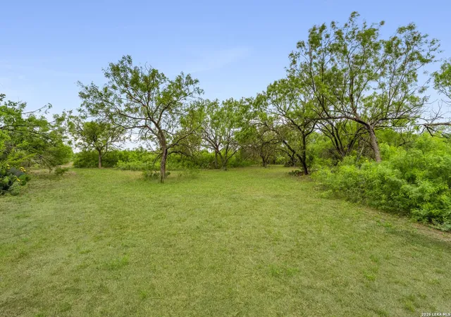 25th image of 17272 Fm 463, Natalia, TX 78059 | MLS# 1959716
