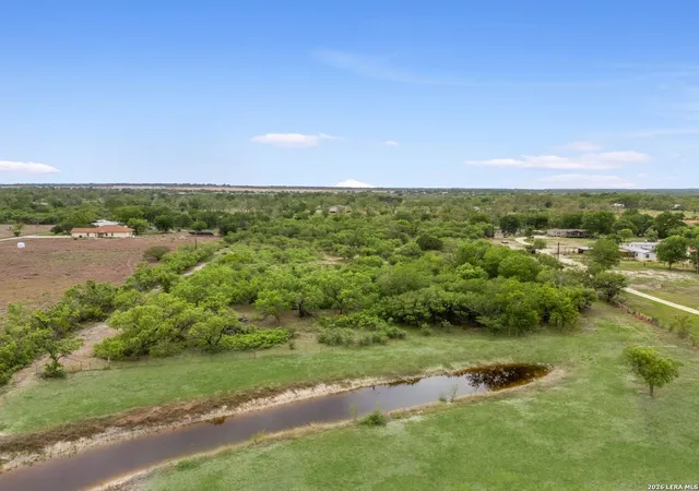 4th image of 17272 Fm 463, Natalia, TX 78059 | MLS# 1959716
