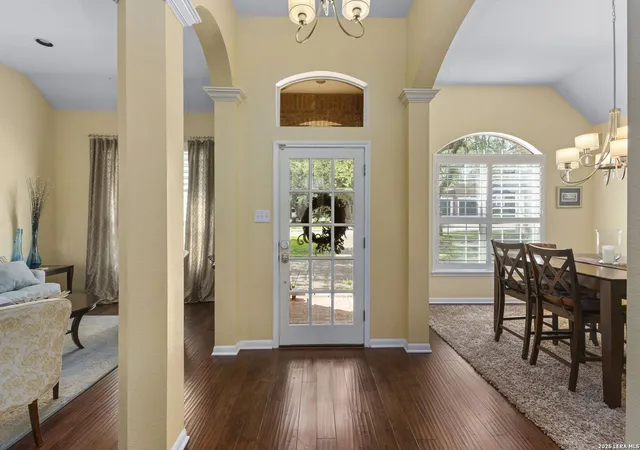 2nd image of 15106 Grayoak Forest, San Antonio, TX 78248 | MLS# 1959728