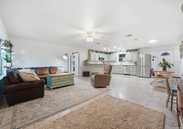 Photo 3 of Sale Pending at 7165 E Highway 190, Lampasas, TX 76550 | MLS# 1959738 | Listing updated on 2026-05-14