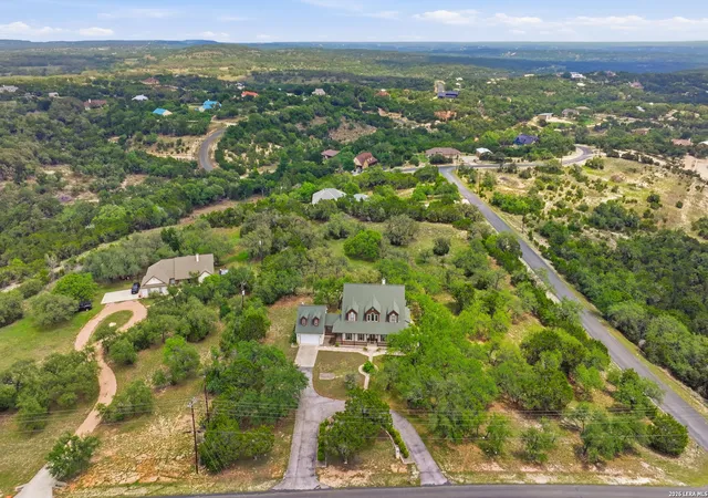 2nd image of 148 N Stallion Estates Dr, Spring Branch, TX 78070 | MLS# 1959765