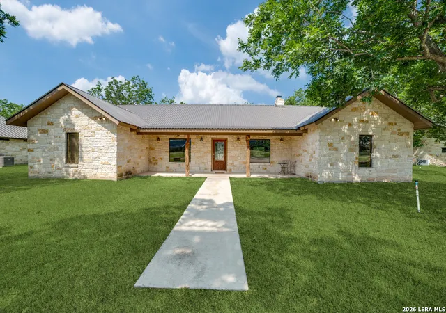Photo 1 of Single family home for sale at 170 Johnny Seibert, Leakey, TX 78873 | MLS# 1959771 | Listing updated on 2026-09-18