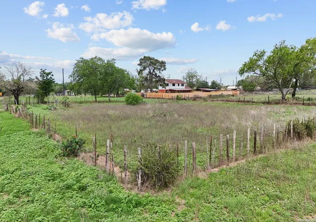 Photo 3 of Land for sale at 00 N Windy Knoll, Devine, TX 78016 | MLS# 1959925 | Listing updated on 2026-08-28