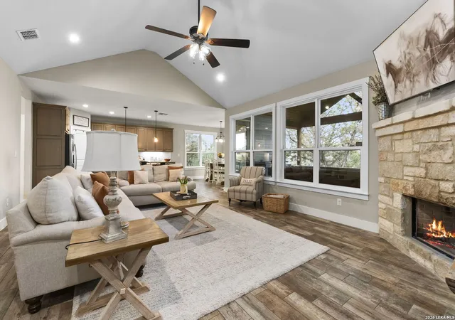Photo 3 of Sale Pending at 4040 Summit Dr, New Braunfels, TX 78132 | MLS# 1959955 | Listing updated on 2026-05-12