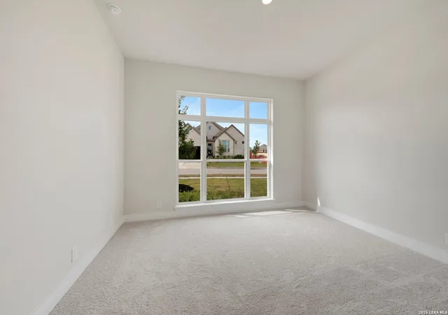 4th image of 1335 Wilson Crk, San Antonio, TX 78228 | MLS# 1960035