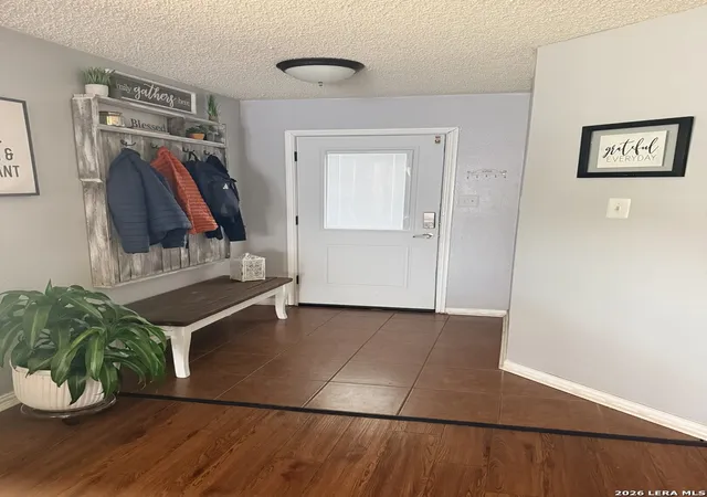 Photo 3 of Sale Pending at 1410 Richland Hills Dr, San Antonio, TX 78251 | MLS# 1960038 | Listing updated on 2026-05-18