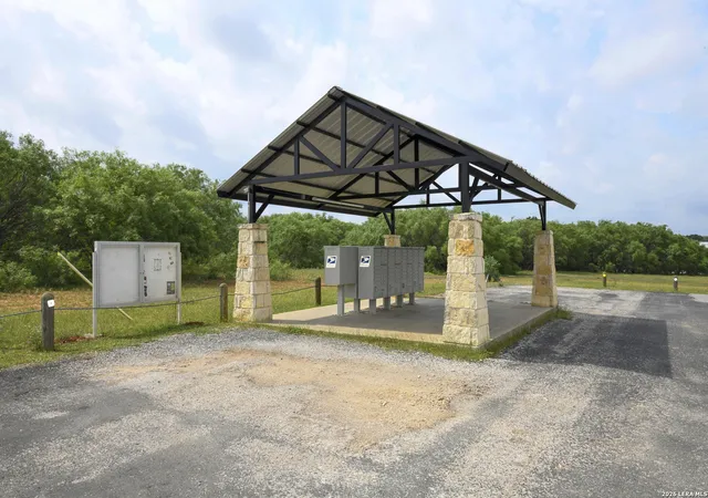 19th image of 10 Patriot Circle, Luling, TX 78648 | MLS# 1960046