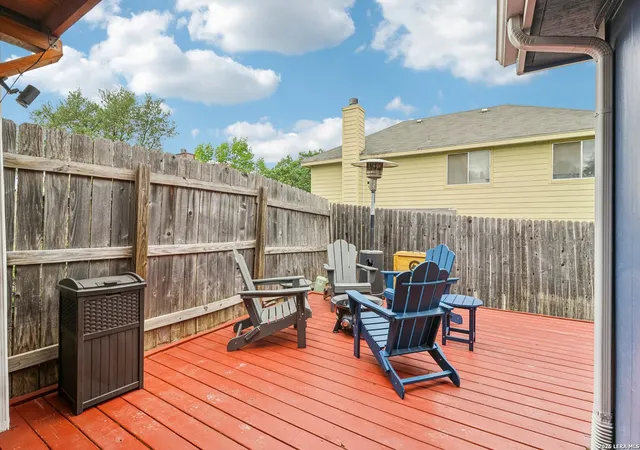 Photo 3 of Sale Pending at 12131 Stoney Cv, San Antonio, TX 78247 | MLS# 1960073 | Listing updated on 2026-09-10