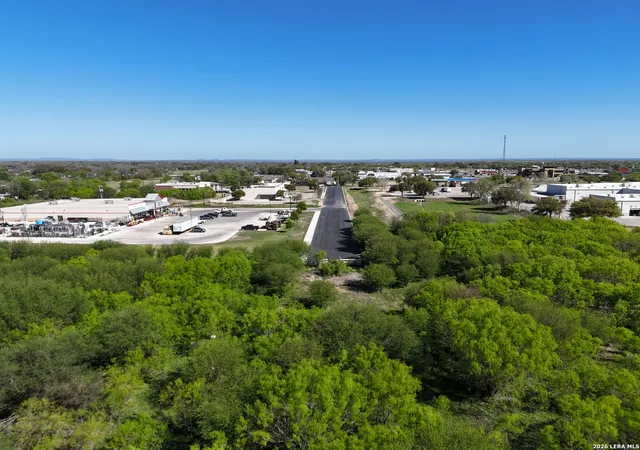 2nd image of 287 N 22nd, Hondo, TX 78861 | MLS# 1960172