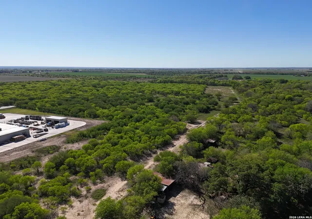 4th image of 287 N 22Nd, Hondo, TX 78861 | MLS# 1960172